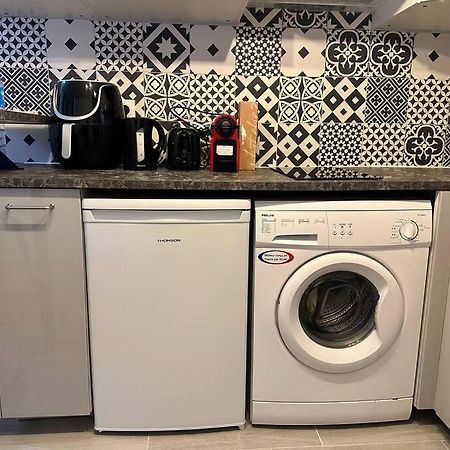 Studio Moderne Proche Disney Land Bussy-Saint-Georges Bagian luar foto